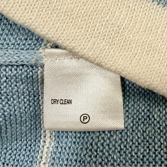 ⭐️ Unisex Black Brown 1826 Blue & White Striped Linen V-Neck Sweater - PTP 23 - Picture 6 of 6